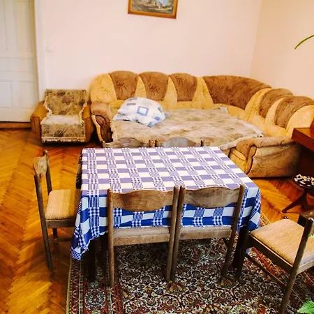 Zabava Apartment Yaremche Exterior photo